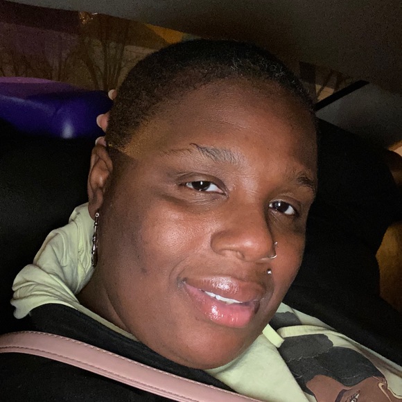 Meet your Posher, Keylee - Picture 1 of 1